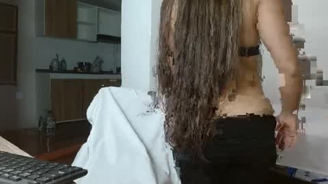 Snapshot of little_babyboo_ chatting on 04/06/26, 11:05 Catalina online show from 04/06/26, 11:05