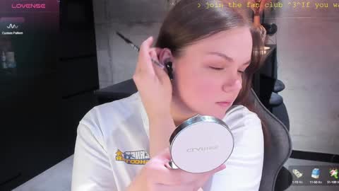 Eva online show from 01/06/25, 12:13