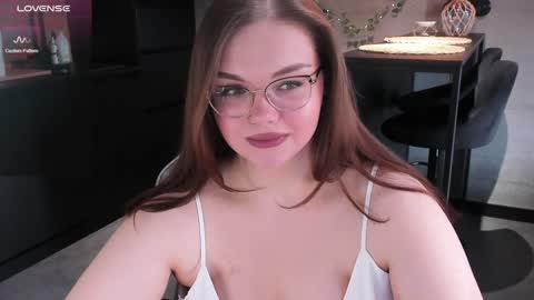 Eva online show from 02/06/25, 10:26