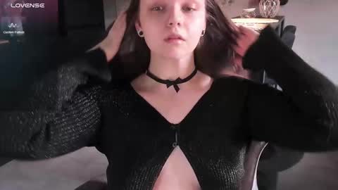 Eva online show from 02/18/25, 12:06