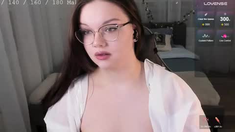 Eva online show from 10/20/25, 05:57