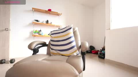 Little bear - give my room a like thanks. online show from 06/15/26, 01:02