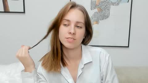 little_bye online show from 10/23/25, 03:44