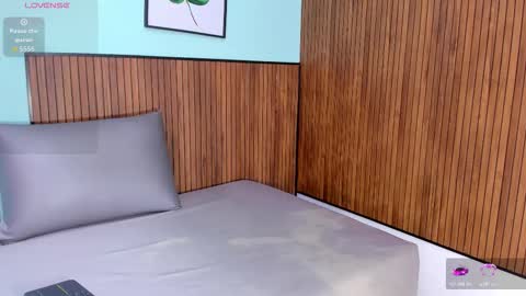 Snapshot of little_candygirl36 chatting on 12/14/25, 07:51 little_candygirl36 online show from 12/14/25, 07:51