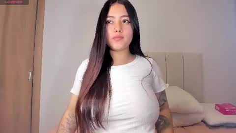 Independent model carolina online show from 07/10/26, 06:32