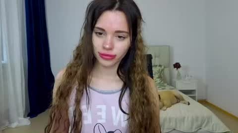 Snapshot of little_cuti1e chatting on 06/16/26, 10:51 Kathrine online show from 06/16/26, 10:51