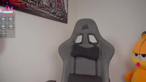 Snapshot of little_eli chatting on 09/29/25, 07:19 Help me reach 100 likes online show from 09/29/25, 07:19