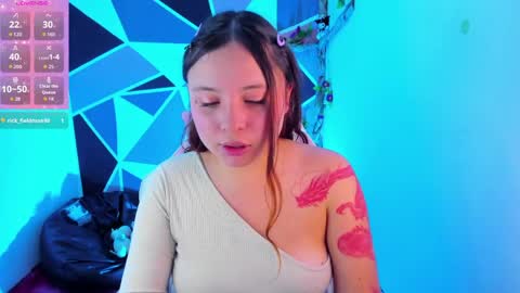 Snapshot of little_emma0 chatting on 04/09/26, 06:46 Carol online show from 04/09/26, 06:46