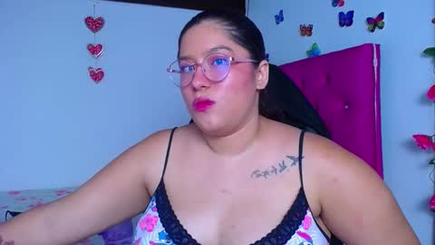 mai rojas online show from 03/08/25, 01:17