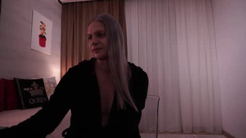 little_heart_andreea online show from 11/26/25, 08:43