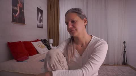 little_heart_andreea online show from 12/05/25, 10:57