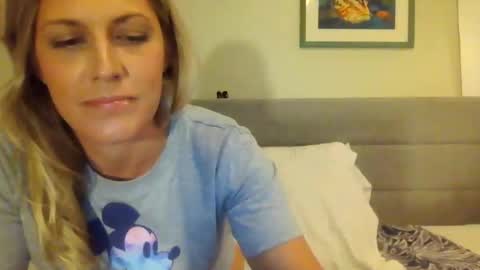 Snapshot of little_lies chatting on 02/12/25, 11:20 little lies online show from 02/12/25, 11:20