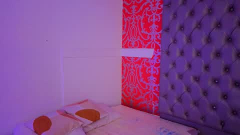 little_lilith_apple online show from 09/29/25, 10:09