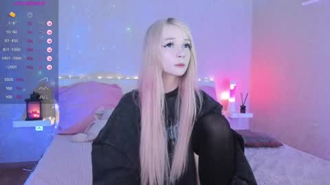 Snapshot of little_misaki chatting on 02/28/25, 06:52 Maria online show from 02/28/25, 06:52