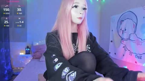 Snapshot of little_misaki chatting on 10/10/25, 09:14 Maria online show from 10/10/25, 09:14