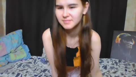 Snapshot of little_owlx chatting on 09/26/25, 04:55 Alice.. online show from 09/26/25, 04:55