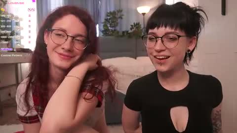 Kiki online show from 06/15/26, 02:36