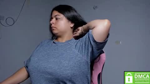 Snapshot of little_shaara chatting on 09/24/25, 08:28 Shaara online show from 09/24/25, 08:28