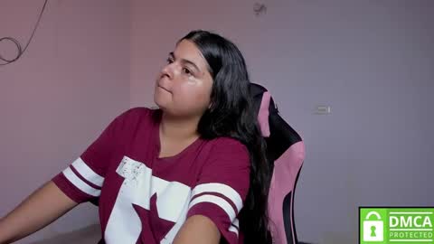 Snapshot of little_shaara chatting on 09/30/25, 08:58 Shaara online show from 09/30/25, 08:58