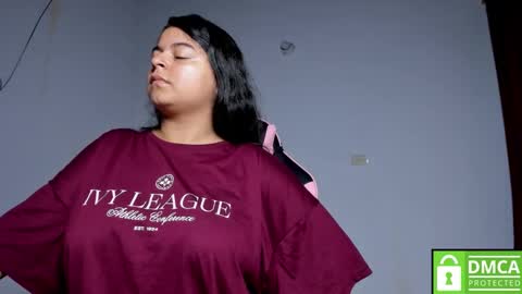 Snapshot of little_shaara chatting on 11/05/25, 08:36 Shaara online show from 11/05/25, 08:36