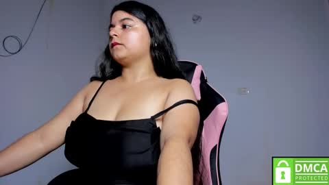 Snapshot of little_shaara chatting on 11/07/25, 09:15 Shaara online show from 11/07/25, 09:15