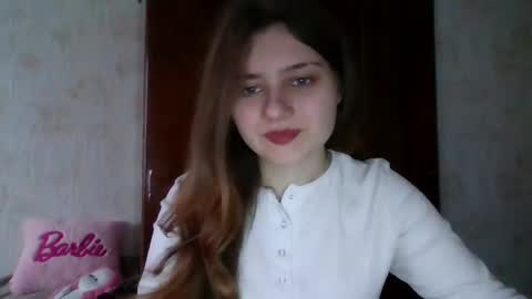 little_shygirl_ online show from 01/25/25, 07:06