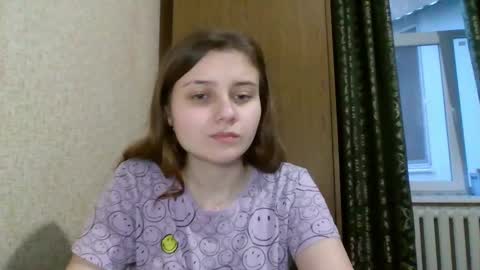 little_shygirl_ online show from 02/04/25, 02:53