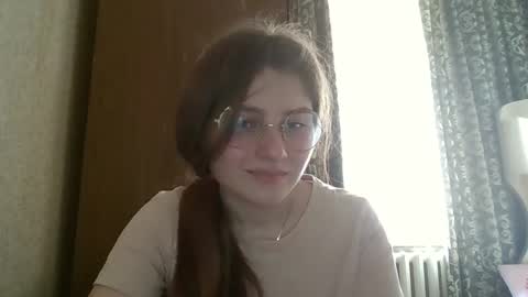 little_shygirl_ online show from 03/05/25, 01:39