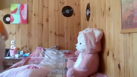little_shygirl_ online show from 09/11/25, 08:58