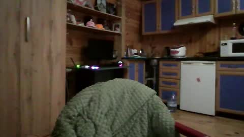 Snapshot of little_shygirl_ chatting on 09/22/25, 12:56 little_shygirl_ online show from 09/22/25, 12:56