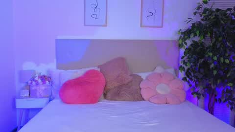 little_siin online show from 06/07/26, 09:07