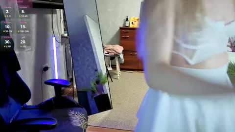 Sonya online show from 10/02/25, 02:07