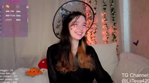 little Teya online show from 10/15/25, 10:26