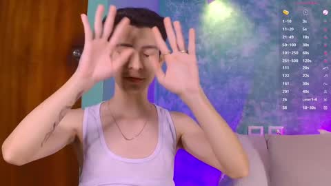 Snapshot of little_twiink chatting on 11/11/25, 12:54 Juan Ferrer online show from 11/11/25, 12:54