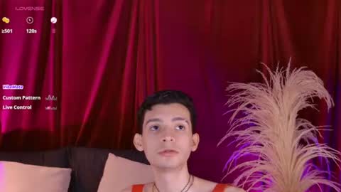 Juan Ferrer online show from 06/09/26, 02:06
