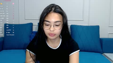 Kwan online show from 10/13/25, 04:18