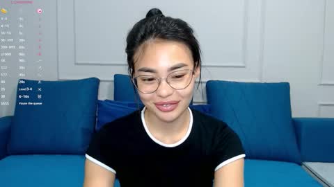 Kwan online show from 10/15/25, 05:13