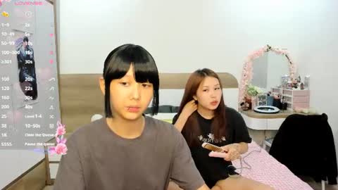 Yena and Gabby online show from 06/21/26, 10:07
