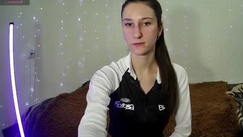 LittleAhWitch online show from 03/07/25, 09:40