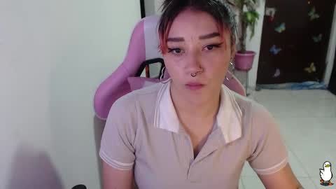 Snapshot of littleangelx_m chatting on 09/12/25, 10:10 Daniela online show from 09/12/25, 10:10