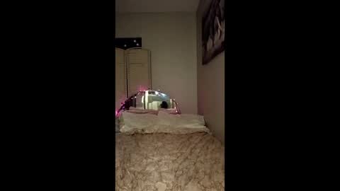 littleann48 online show from 12/17/25, 05:02