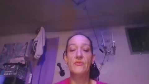 Snapshot of littlebigsquirt7945 chatting on 12/14/25, 08:30 Sady Jayne online show from 12/14/25, 08:30