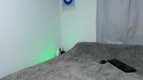 Snapshot of littlecheerry69 chatting on 10/02/25, 05:09 littlecheerry69 online show from 10/02/25, 05:09