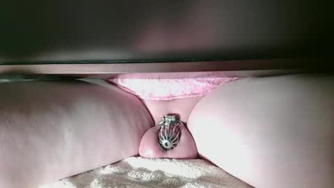 Littlleclitty247 online show from 09/20/25, 12:22