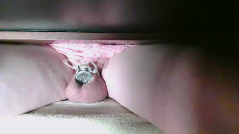 Snapshot of littleclitty247 chatting on 11/15/25, 03:48 Littlleclitty247 online show from 11/15/25, 03:48