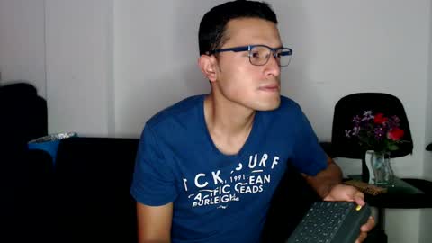 Manu online show from 12/12/24, 04:37