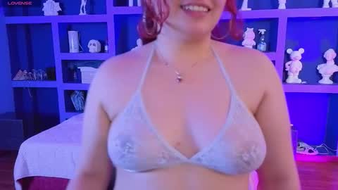 Snapshot of littlee_red chatting on 03/08/26, 02:04 Angel online show from 03/08/26, 02:04