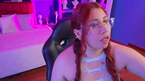 Snapshot of littlee_red chatting on 03/14/26, 08:14 Angel online show from 03/14/26, 08:14