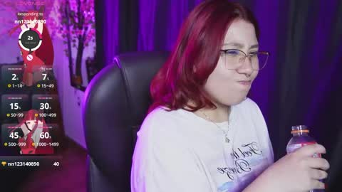 Snapshot of littlee_red chatting on 06/04/26, 08:37 Angel online show from 06/04/26, 08:37