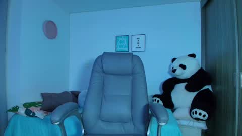 Sophie online show from 01/04/25, 12:59